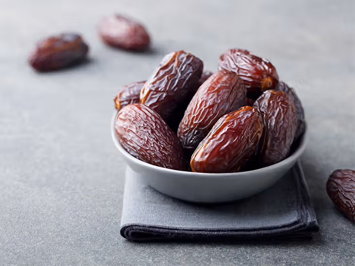medjool-dates-732x549-thumbnail